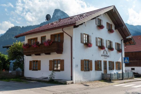 Ammergau Lodge Oberammergau